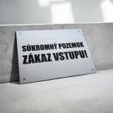 Tabulka Zákaz vstupu soukromý pozemek