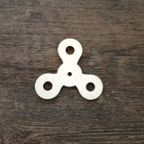 Spinner s dírkami