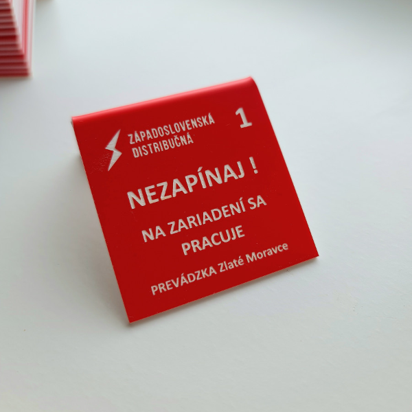 Průmyslové označovací štítky