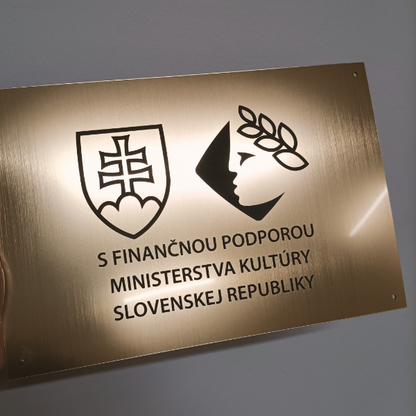 označenie sochy