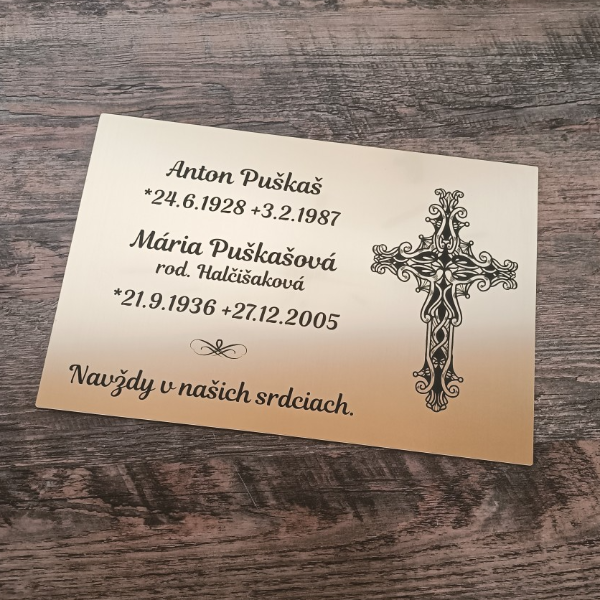 tabuľka na hrob s krížom