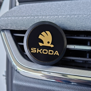 Osvěžovač vzduchu ŠKODA černý