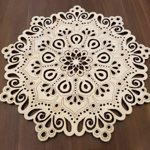 Vyřezávaná mandala velká